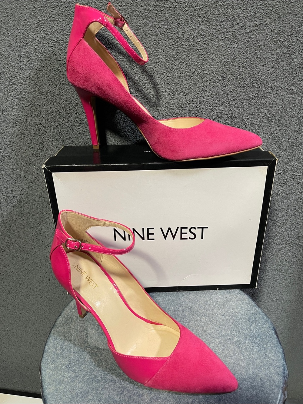 Nine West Hot Pink Pointed-Toe Ankle-Strap Pumps SZ 10